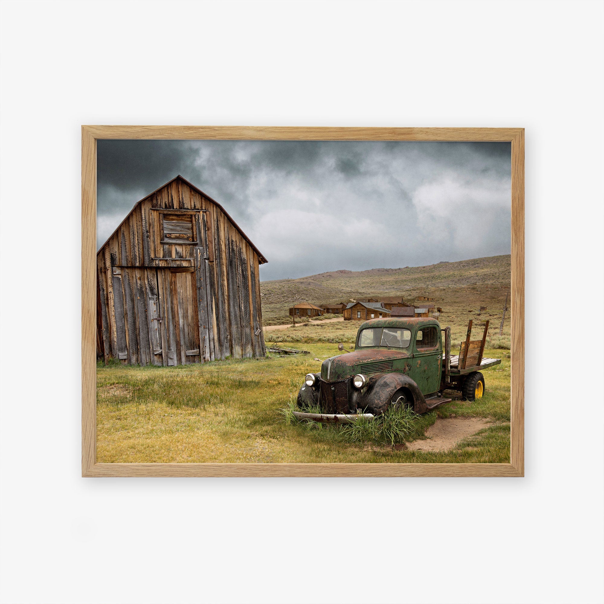 Natural oak frame without matting